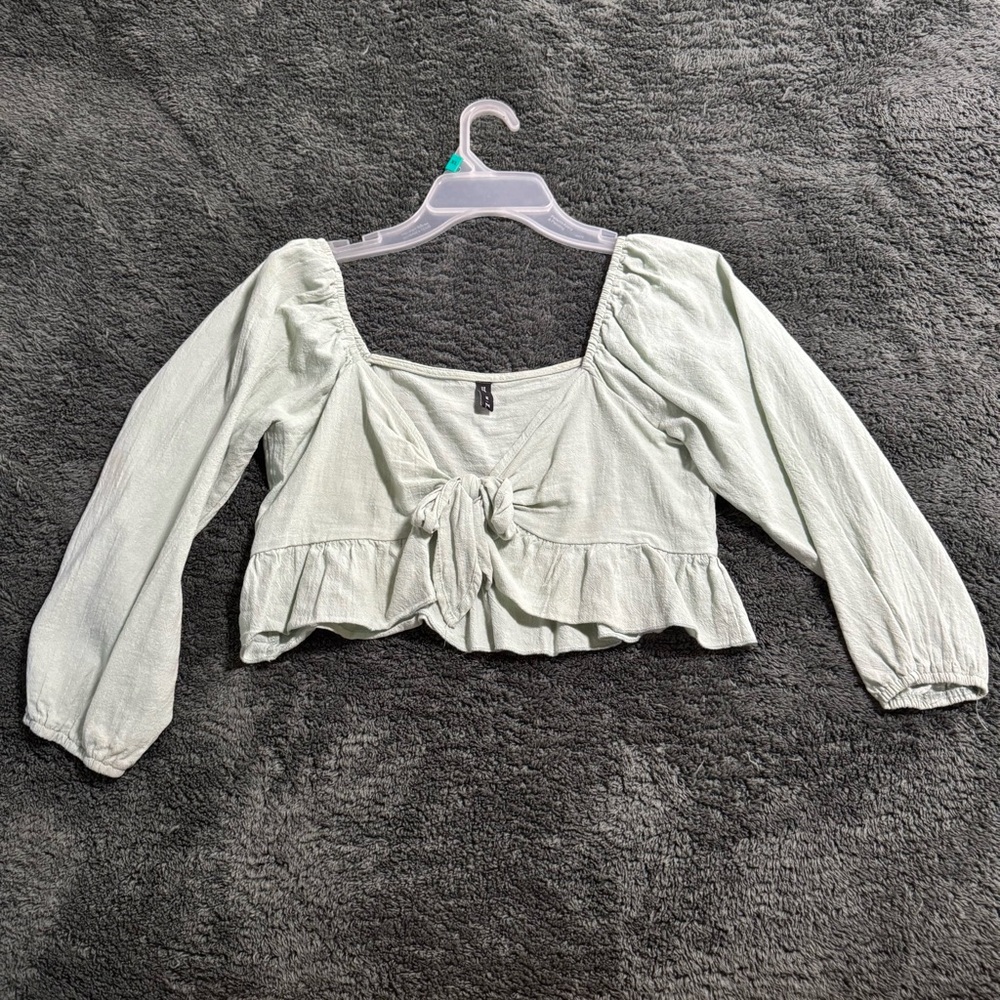 Women's Light Green Puff Sleeve Top